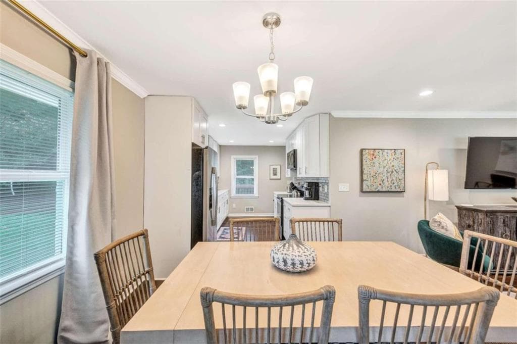 3 bedroom, 1 bathroom single family residence for rent at 1376 Sandtown Road, Marietta, GA 30008 for $3,750 a month — photo 9