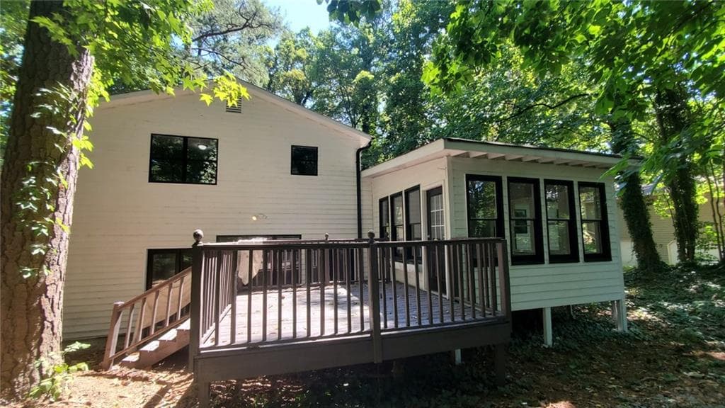 3 bedroom, 3 bathroom, 2,689 sq ft single family residence for sale at 209 Mill Ridge Court, Lawrenceville, GA 30046 — photo 2