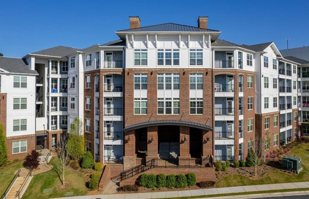 1 bedroom, 1 bathroom, 707 sq ft apartment for rent at 1486 Terrell Mill Road 465, Marietta, GA 30067 for $1,660 a month — photo 1 of 29