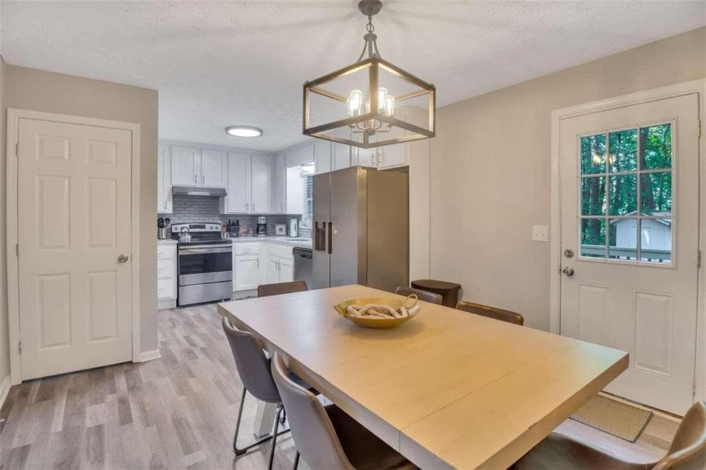 4 bedroom, 2 bathroom single family residence for rent at 6340 McCollum Lane, Acworth, GA 30102 for $5,250 a month — photo 6