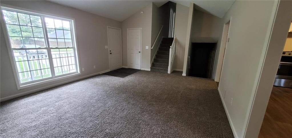 4 bedroom, 3 bathroom, 1,806 sq ft single family residence for sale at 6050 April Drive, Sugar Hill, GA 30518 — photo 7