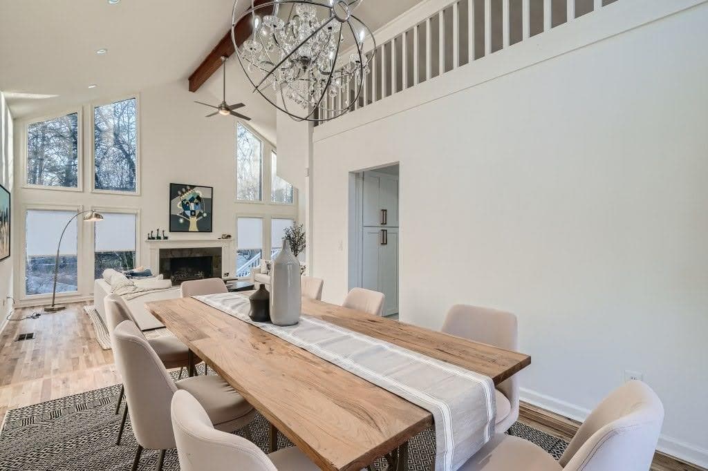 5 bedroom, 3 bathroom, 3,800 sq ft single family residence for rent at 4438 Glengary Drive, Atlanta, GA 30342 for $9,500 a month — photo 4