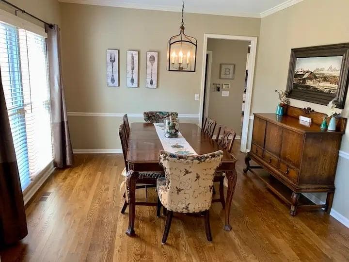 4 bedroom, 3 bathroom, 3,026 sq ft single family residence for rent at 3308 ELLSMERE Trace, Marietta, GA 30062 for $6,560 a month — photo 2