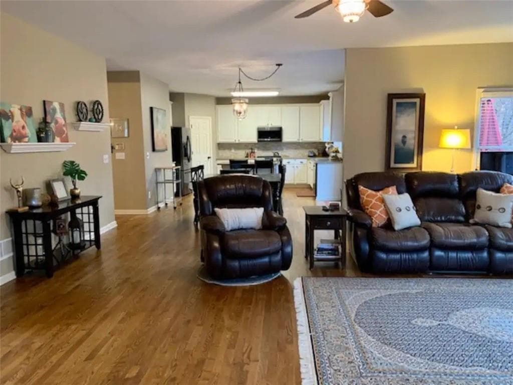 4 bedroom, 3 bathroom, 3,026 sq ft single family residence for rent at 3308 ELLSMERE Trace, Marietta, GA 30062 for $6,560 a month — photo 5