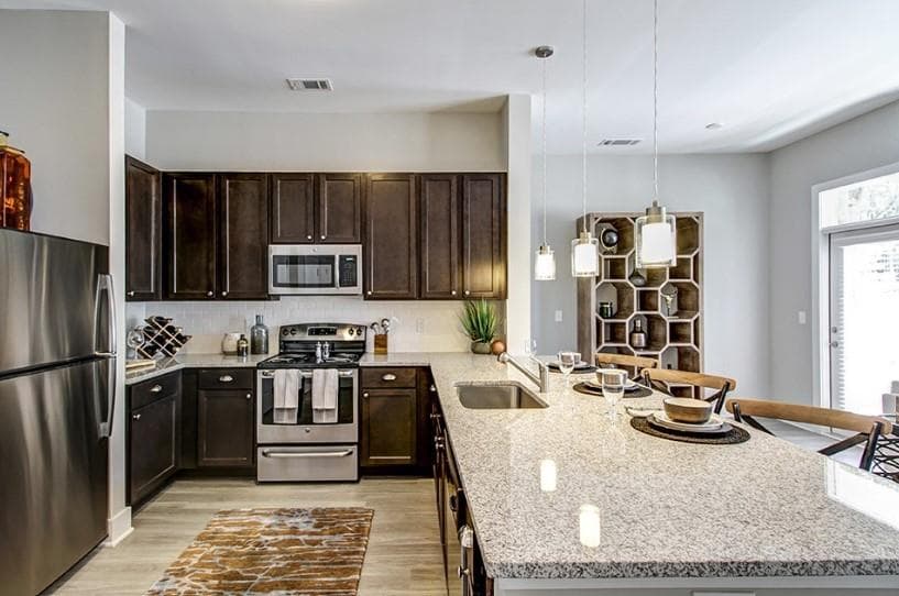 2 bedroom, 2 bathroom, 1,195 sq ft apartment for rent at 1824 Defoor Avenue 2009, Atlanta, GA 30318 for $1,978 a month — photo 1 of 20