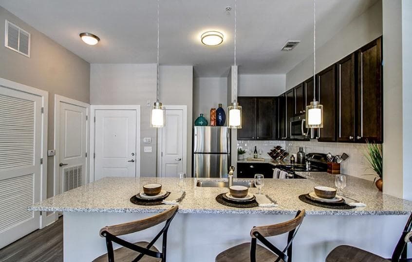2 bedroom, 2 bathroom, 1,195 sq ft apartment for rent at 1824 Defoor Avenue 2009, Atlanta, GA 30318 for $1,978 a month — photo 3