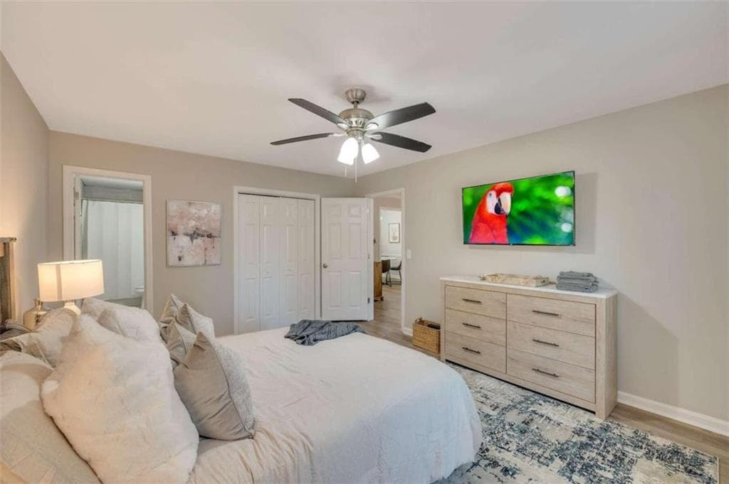 4 bedroom, 2 bathroom single family residence for rent at 165 Bentley Parkway, Woodstock, GA 30188 for $5,995 a month — photo 8