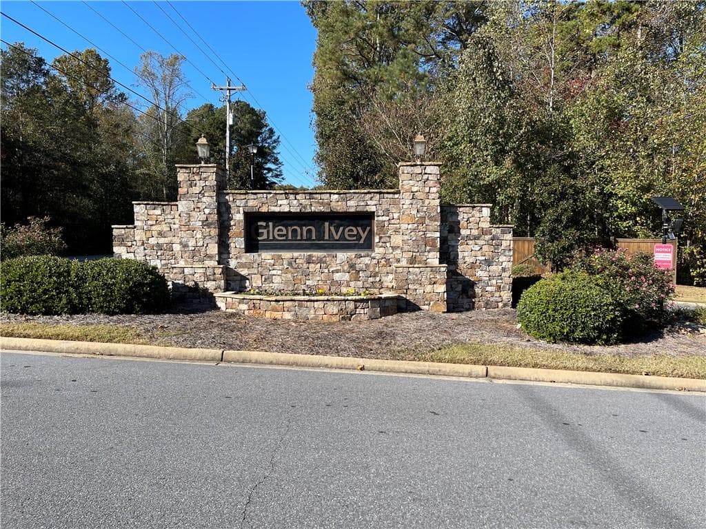 5210 Glenn Ivey Drive, Cumming, GA 30028 — most recent listing photo