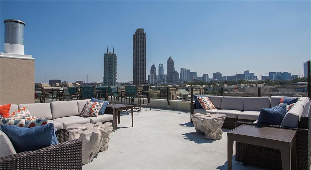 1 bedroom, 1 bathroom, 711 sq ft apartment for rent at 464 Bishop Street 01-606, Atlanta, GA 30318 for $1,585 a month — photo 10