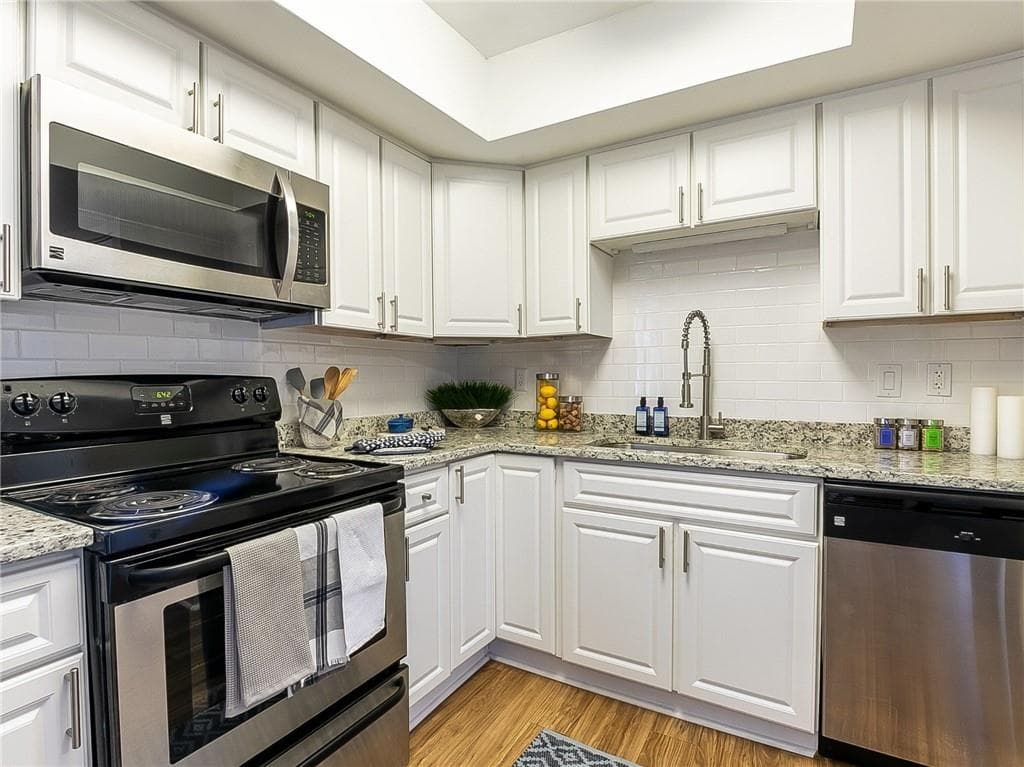 2 bedroom, 2 bathroom, 1,308 sq ft apartment for rent at 1500 Harbor Landing 400-0407, Roswell, GA 30076 for $1,505 a month — photo 2