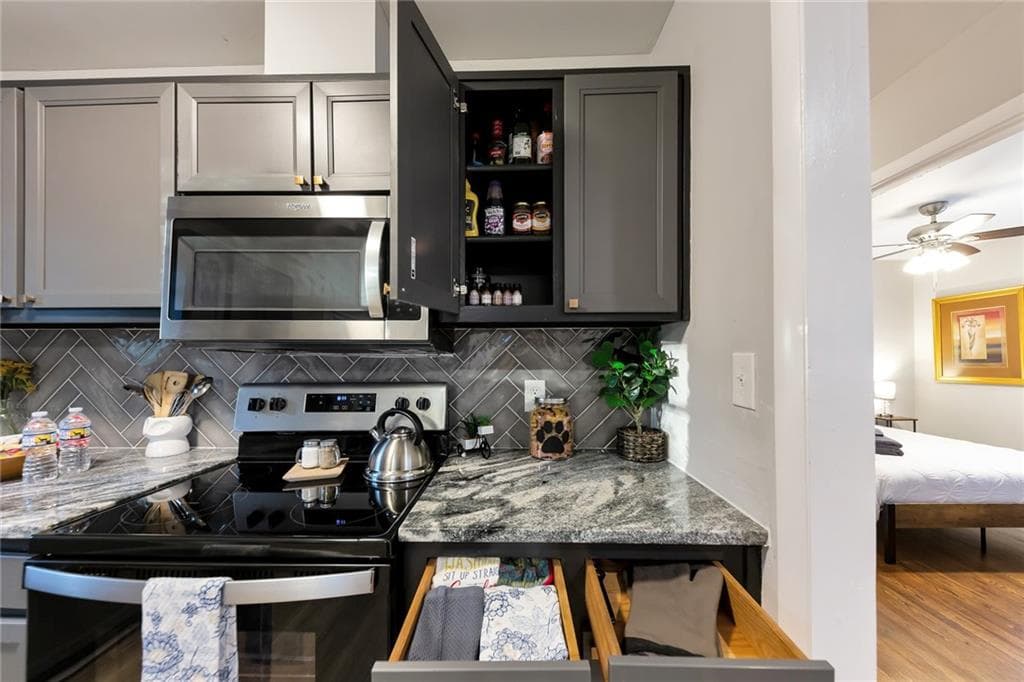 4 bedroom, 2 bathroom single family residence for rent at 3390 Creek Valley Drive, Smyrna, GA 30082 for $5,500 a month — photo 8