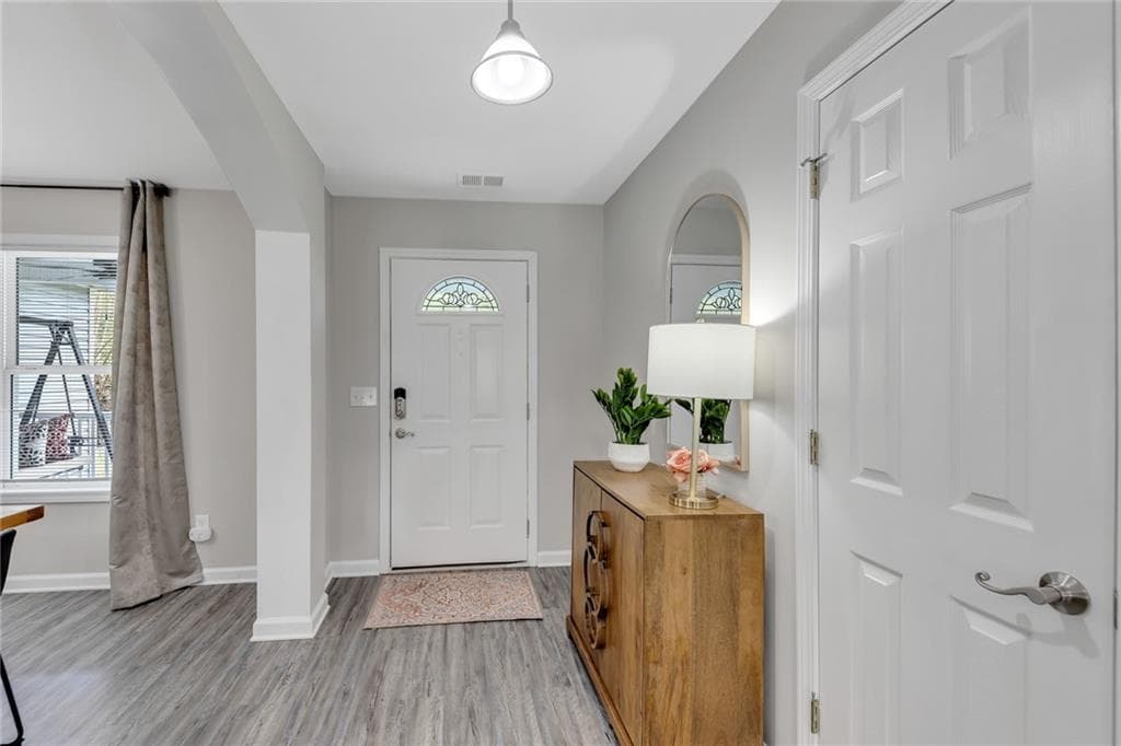 3 bedroom, 2 bathroom single family residence for rent at 4669 Emerald Willow Drive, Acworth, GA 30101 for $5,750 a month — photo 4