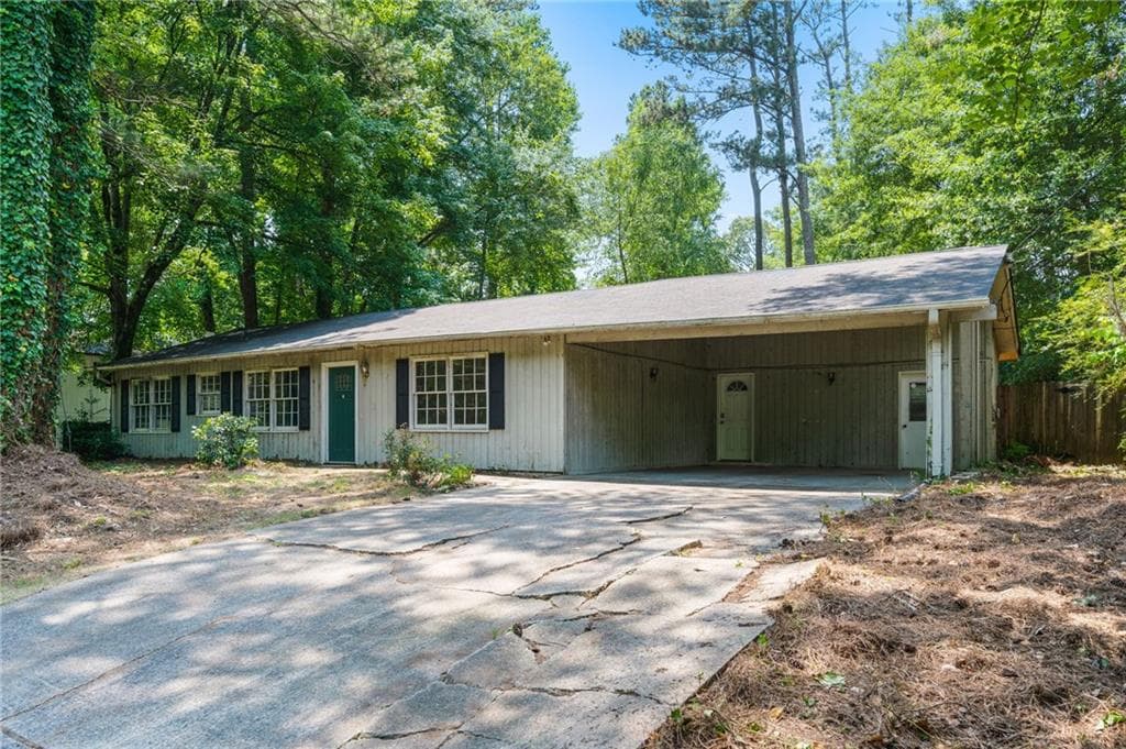 3 bedroom, 2 bathroom, 1,447 sq ft single family residence sold at 120 John Christopher Drive, Alpharetta, GA 30009