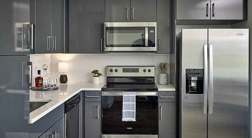 1 bedroom, 1 bathroom apartment for rent at 369 Centennial Olympic Park Drive 1719, Atlanta, GA 30313 for $1,957 a month — photo 2