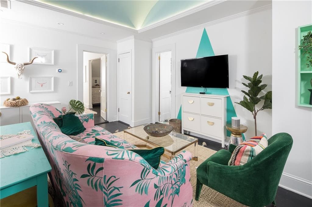 2 bedroom, 1 bathroom, 1,000 sq ft single family residence for rent at 426 9th Street 2, Atlanta, GA 30309 for $3,300 a month — photo 4
