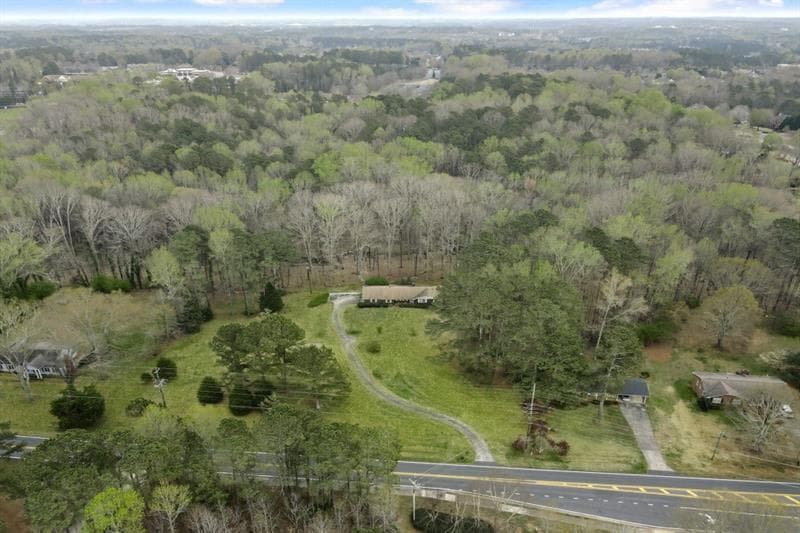 13595 Cogburn Road, Alpharetta, GA 30004 — most recent listing photo