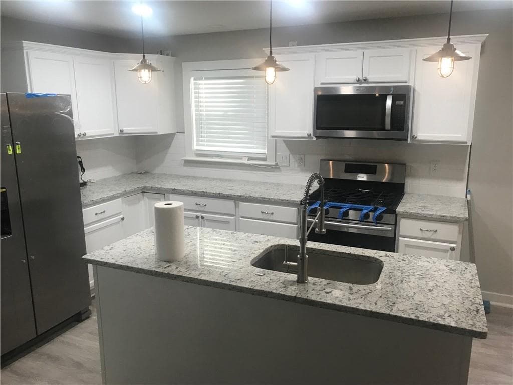 4 bedroom, 2 bathroom single family residence for rent at 131 Fox Place, Canton, GA 30114 for $4,500 a month — photo 6