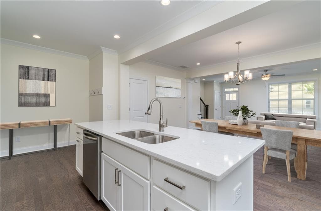 3 bedroom, 3 bathroom, 2,015 sq ft townhouse under contract at 4908 Futral Drive, Acworth, GA 30101 — photo 7