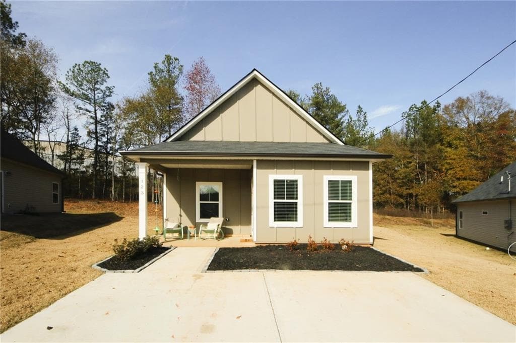 3 bedroom, 2 bathroom, 1,025 sq ft single family residence for rent at 123 Chalfont Circle, Carrollton, GA 30117 for $1,650 a month — photo 5
