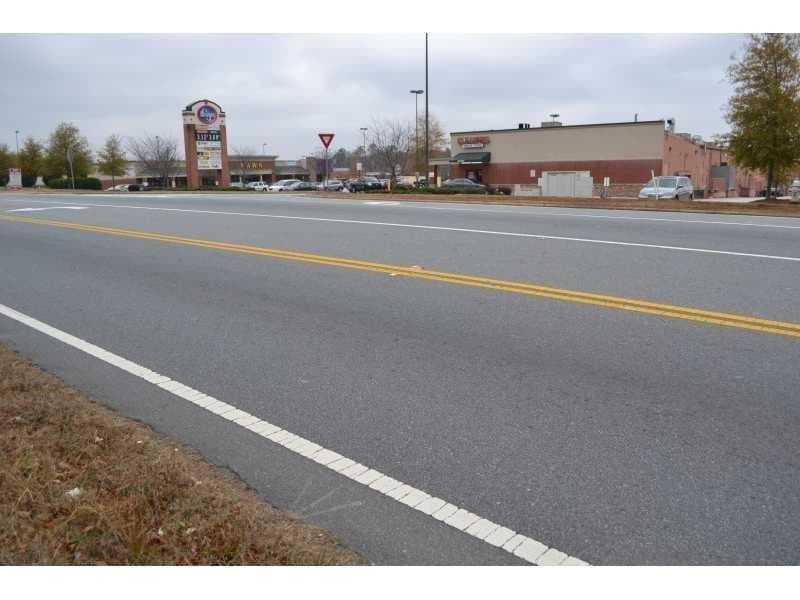 3 bedroom, 1 bathroom, 1,100 sq ft single family residence for sale at 8461 Hiram Acworth Highway, Dallas, GA 30157 — photo 4