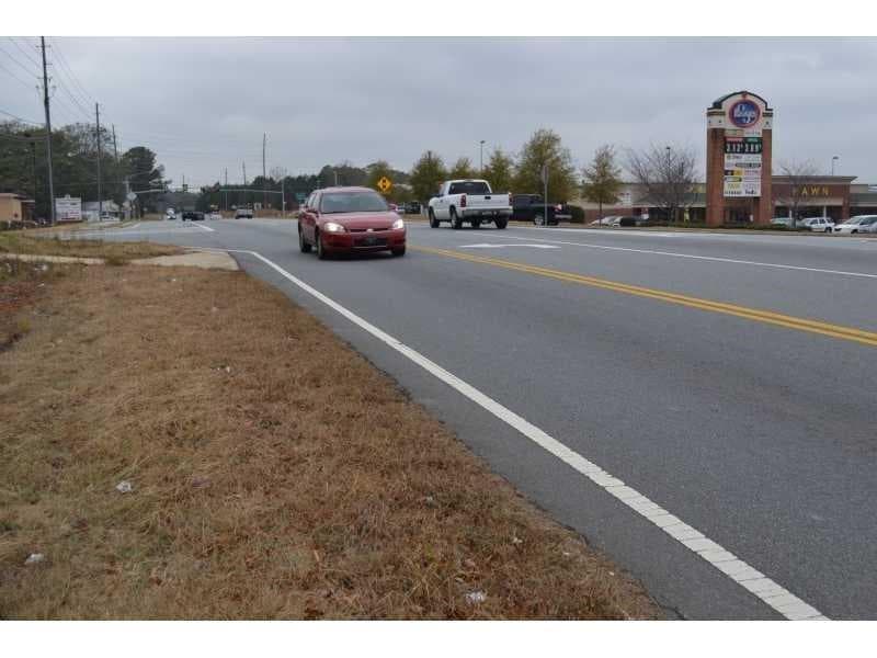 3 bedroom, 1 bathroom, 1,100 sq ft single family residence for sale at 8461 Hiram Acworth Highway, Dallas, GA 30157 — photo 6