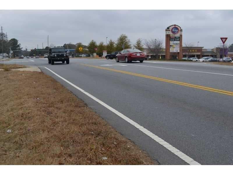 3 bedroom, 1 bathroom, 1,100 sq ft single family residence for sale at 8461 Hiram Acworth Highway, Dallas, GA 30157 — photo 7