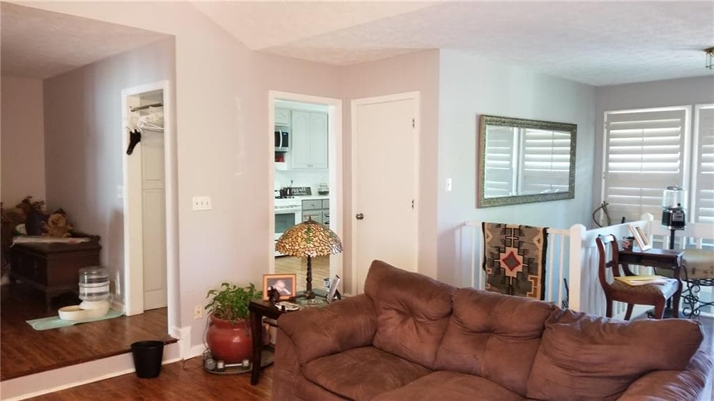 4 bedroom, 4 bathroom, 2,277 sq ft single family residence for sale at 2764 Gulledge Road, Dallas, GA 30132 — photo 6