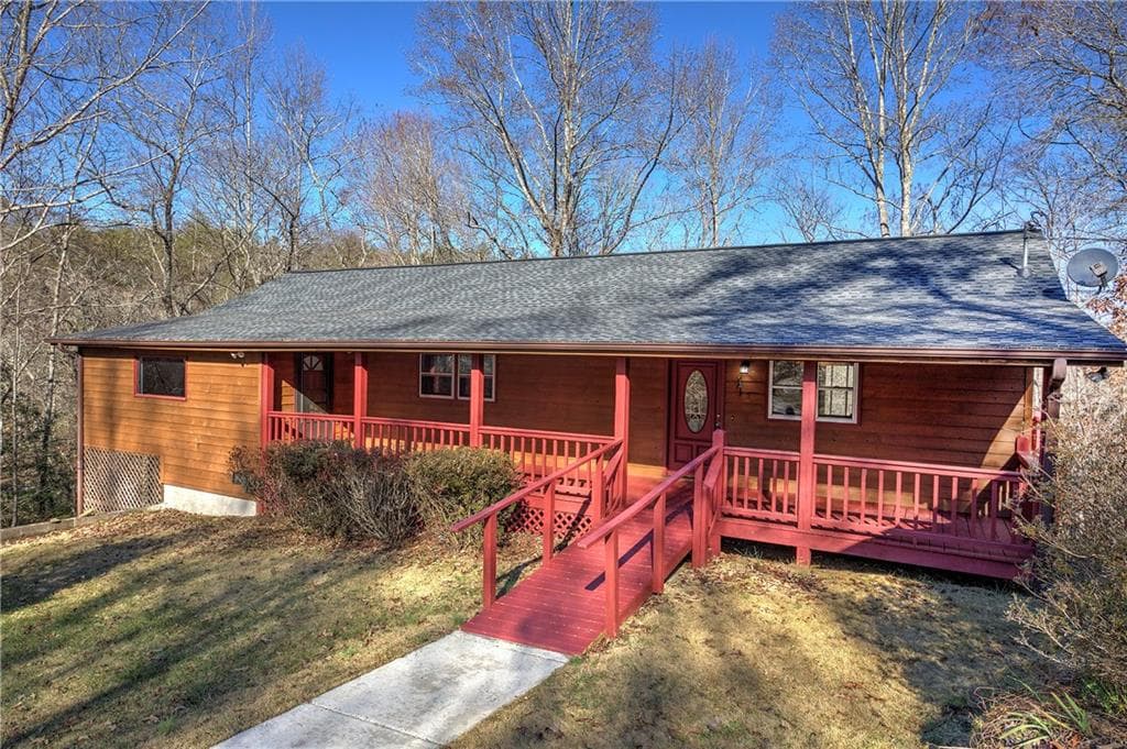 3 bedroom, 2 bathroom single family residence sold at 303 Claude Neal Lane, Blue Ridge, GA 30513