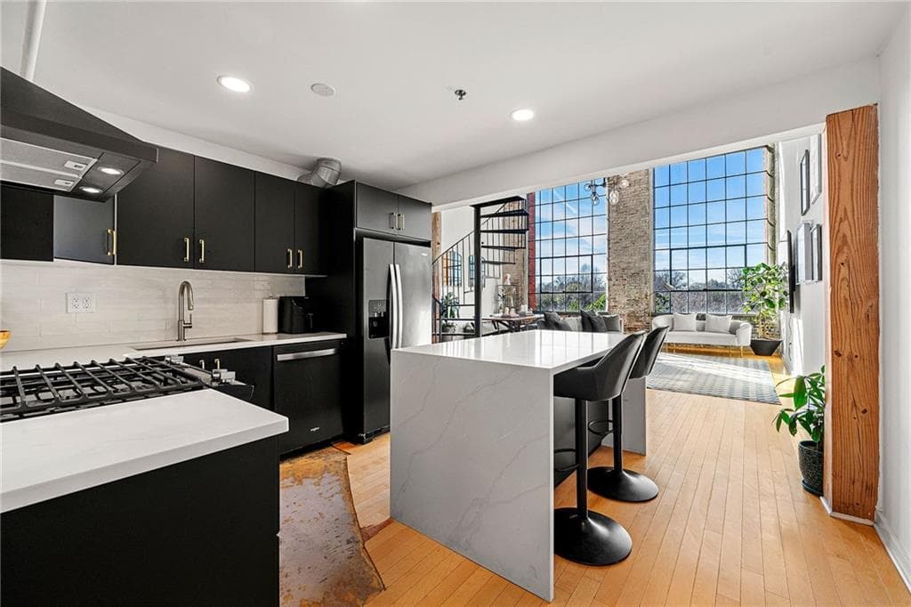 170 Boulevard E302, Atlanta, GA 30312 — most recent listing photo