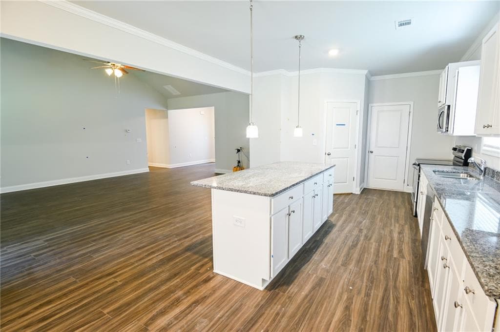 4 bedroom, 3 bathroom single family residence under contract at 1226 KNOWLES, Griffin, GA 30223 — photo 7