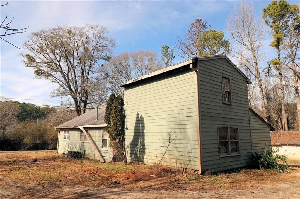 3 bedroom, 1 bathroom, 1,548 sq ft single family residence under contract at 3371 Villa Rica Highway, Dallas, GA 30157 — photo 4