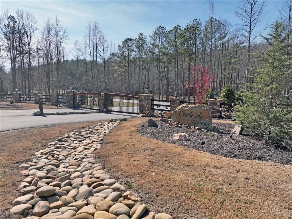 single family residence sold at 75 Dry Fly Lane, Talking Rock, GA 30175