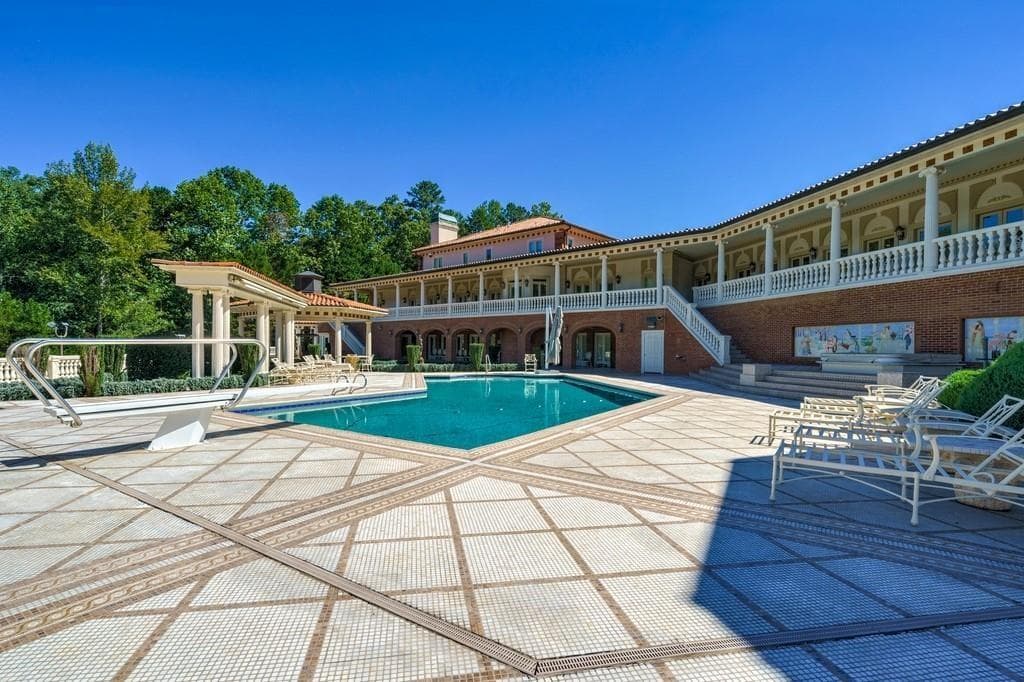 7 bedroom, 9 bathroom, 15,552 sq ft single family residence for sale at 5326 Presley Place, Douglasville, GA 30135 — photo 10