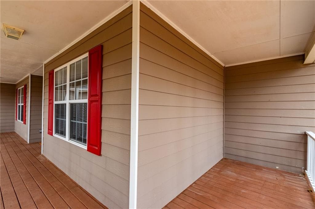 3 bedroom, 2 bathroom, 2,316 sq ft single family residence under contract at 1117 Campbell Road, Lawrenceville, GA 30045 — photo 8