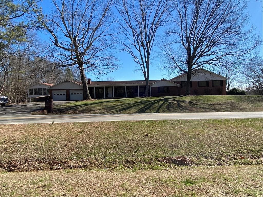 5 bedroom, 4 bathroom single family residence sold at 3615 Refuge Road, Jasper, GA 30143