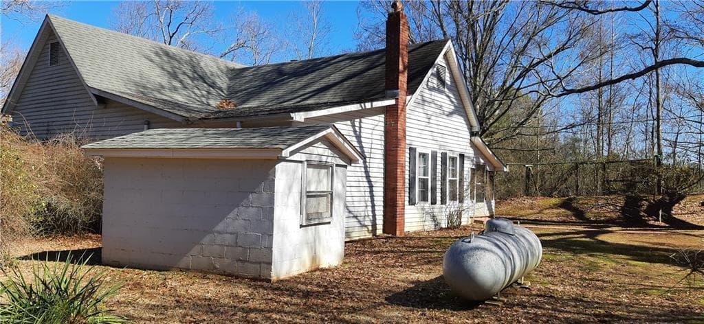 2 bedroom, 1 bathroom, 1,120 sq ft single family residence for sale at 11953 Henderson Mountain Road, Fairmount, GA 30139 — photo 9