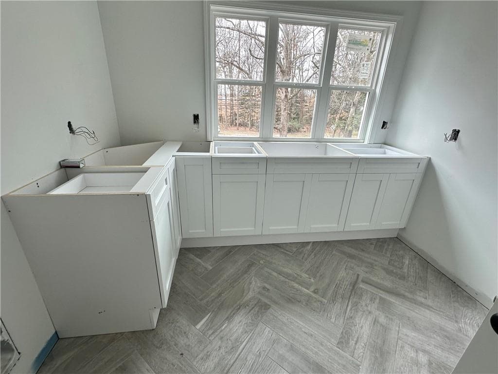 5 bedroom, 5 bathroom, 3,600 sq ft single family residence under contract at 3967 Tilly Mill Road, Atlanta, GA 30360 — photo 8