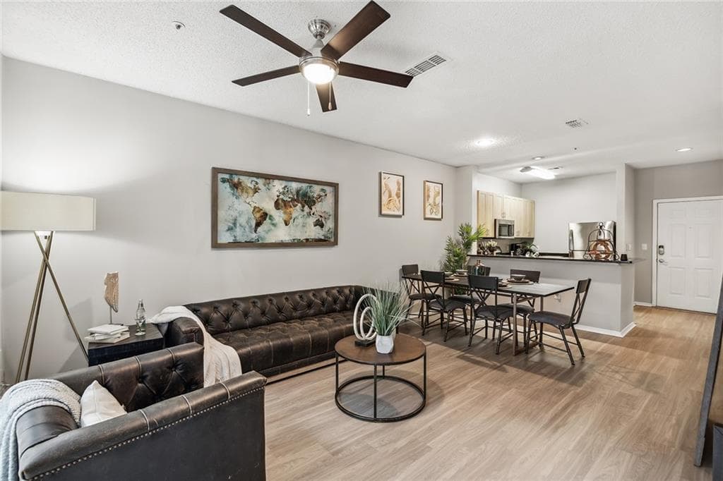 3 bedroom, 2 bathroom apartment for rent at 2103 Asbury Square 2-144, Atlanta, GA 30346 for $2,339 a month — photo 5