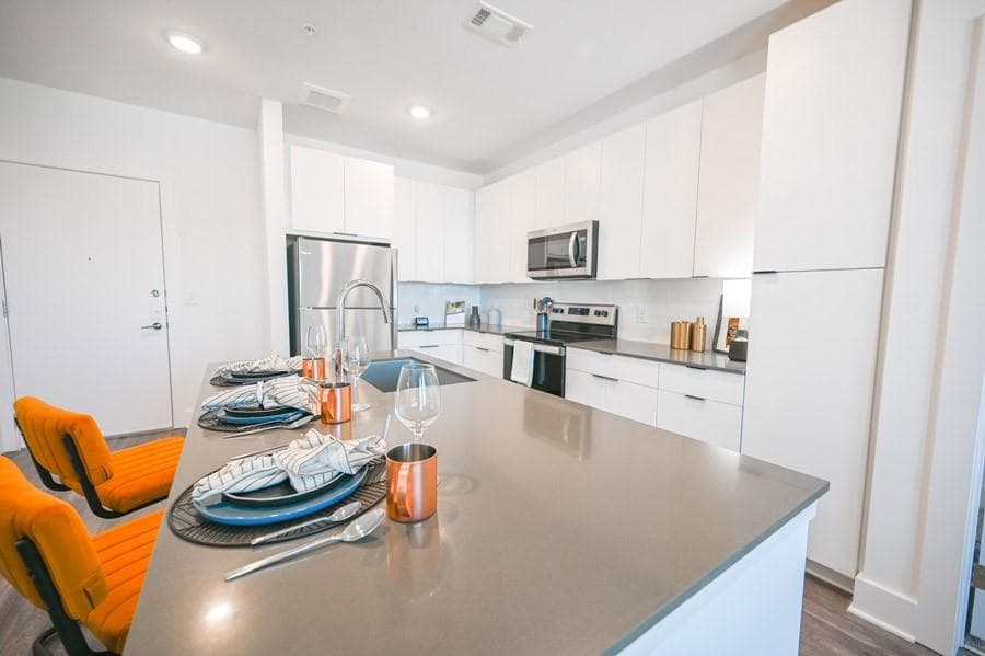 2 bedroom, 2 bathroom, 1,112 sq ft apartment for rent at 72 Milton Avenue 1200, Atlanta, GA 30315 for $2,078 a month — photo 4