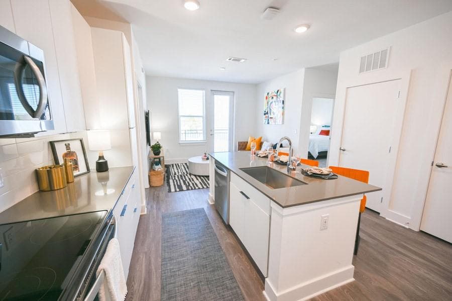 2 bedroom, 2 bathroom, 1,112 sq ft apartment for rent at 72 Milton Avenue 1200, Atlanta, GA 30315 for $2,078 a month — photo 5