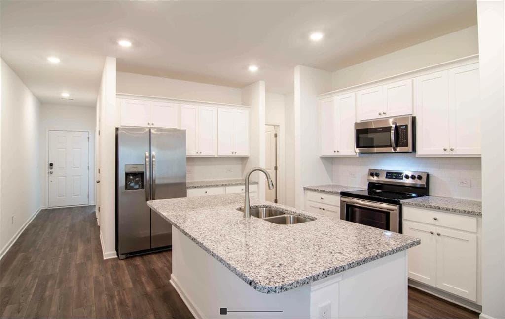 3 bedroom, 2 bathroom, 1,520 sq ft apartment for rent at 12006 Crosswicks Road 51, Union City, GA 30291 for $2,687 a month