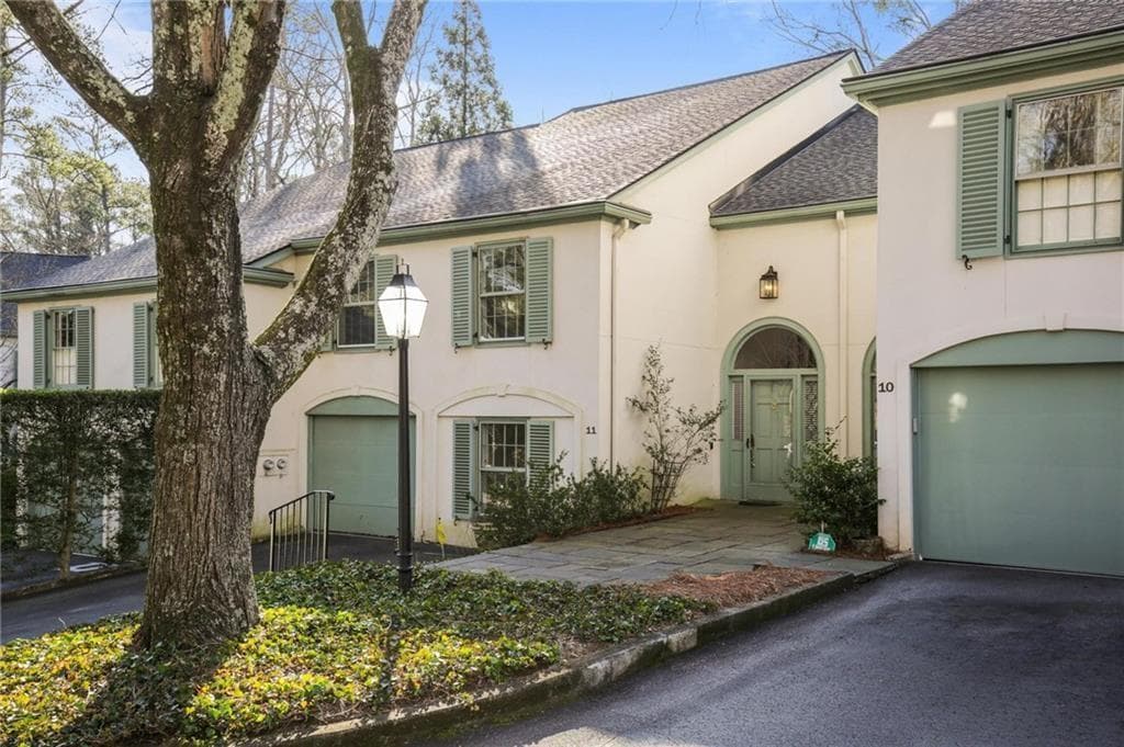 650 Moores mill Square 11, Atlanta, GA 30327 — most recent listing photo