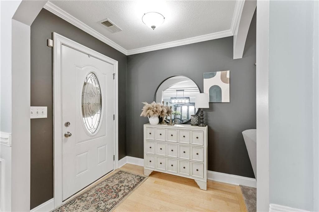 3 bedroom, 3 bathroom, 1,892 sq ft single family residence under contract at 541 Grove Level Road, Commerce, GA 30529 — photo 7