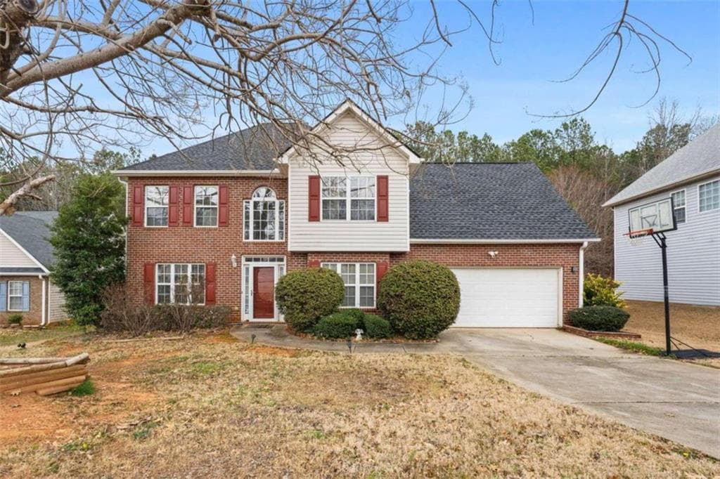 4 bedroom, 3 bathroom, 2,153 sq ft single family residence under contract at 121 Sanders Walk, Mcdonough, GA 30252