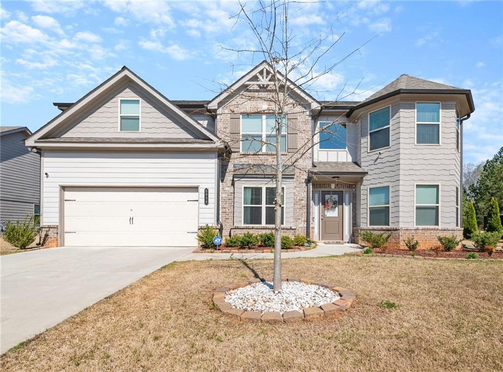 5 bedroom, 3 bathroom single family residence sold at 5938 Park Bay Court, Flowery Branch, GA 30542