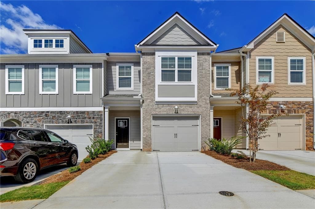 3 bedroom, 3 bathroom townhouse sold at 2360 Rex Drive BV083, Lithonia, GA 30058