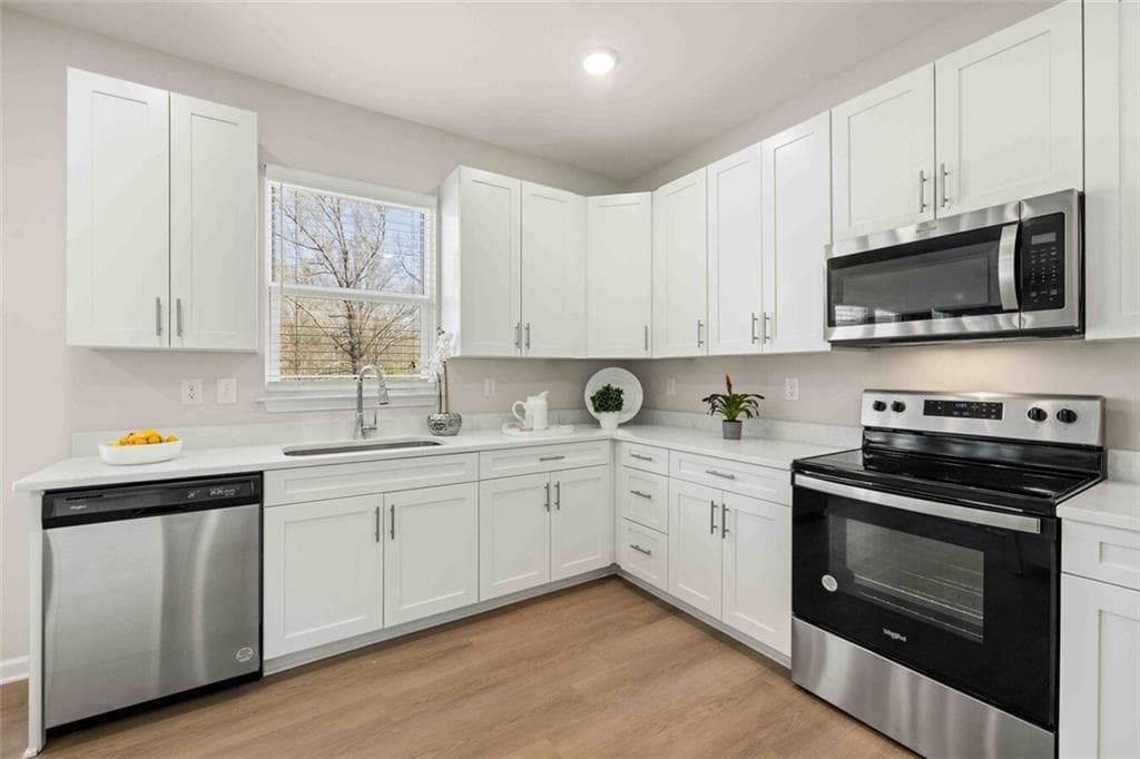 5 bedroom, 3 bathroom, 2,350 sq ft single family residence for rent at 3489 Fairview Road Magnolia, Covington, GA 30016 for $2,815 a month — photo 7