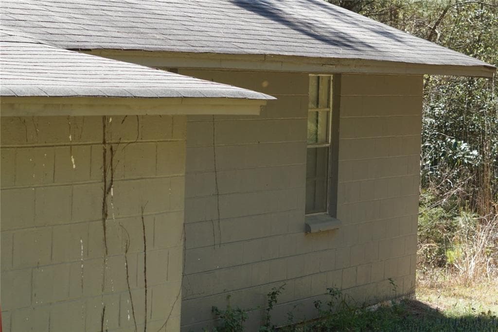 3 bedroom, 1 bathroom, 1,062 sq ft single family residence under contract at 1415 Bobby Brown St Pk Road, Elberton, GA 30635 — photo 7