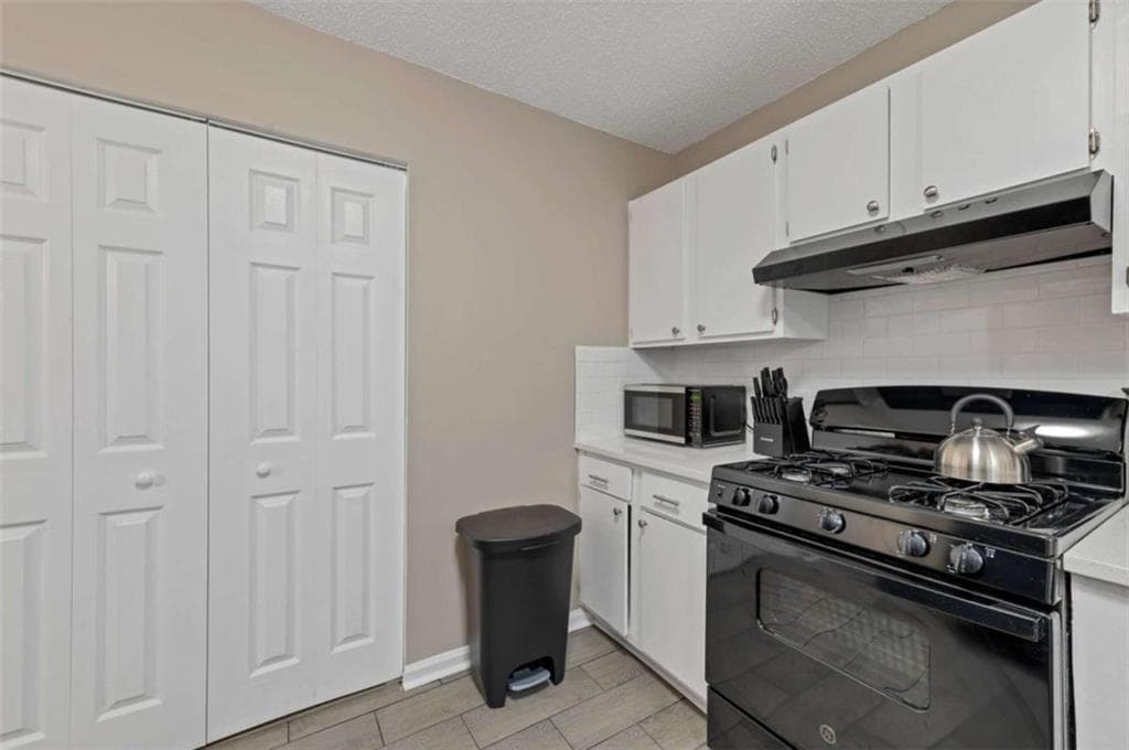 3 bedroom, 3 bathroom townhouse for rent at 124 Bentley Parkway, Woodstock, GA 30188 for $4,650 a month — photo 8