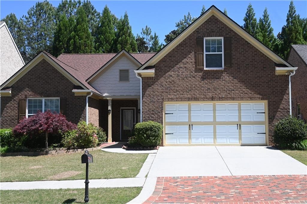 4 bedroom, 3 bathroom, 2,420 sq ft single family residence under contract at 2816 Staunton Drive, Duluth, GA 30097